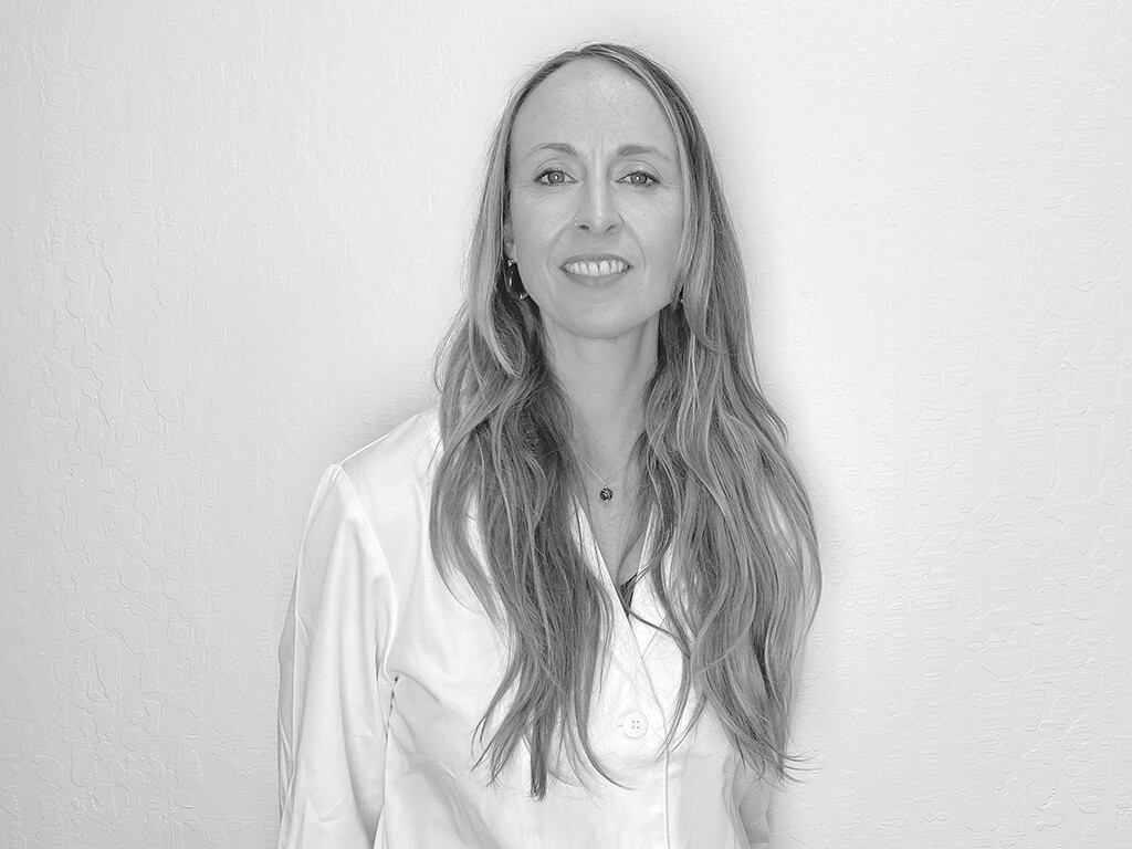 Kara o’loughlin headshot