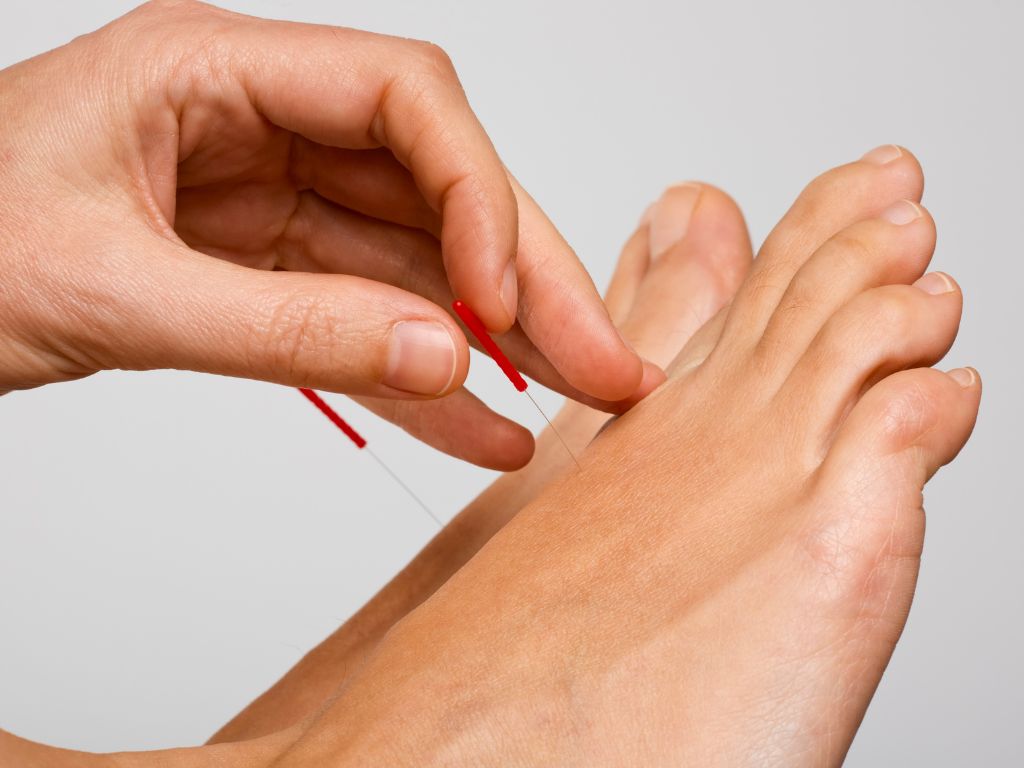 acupuncture point liv2